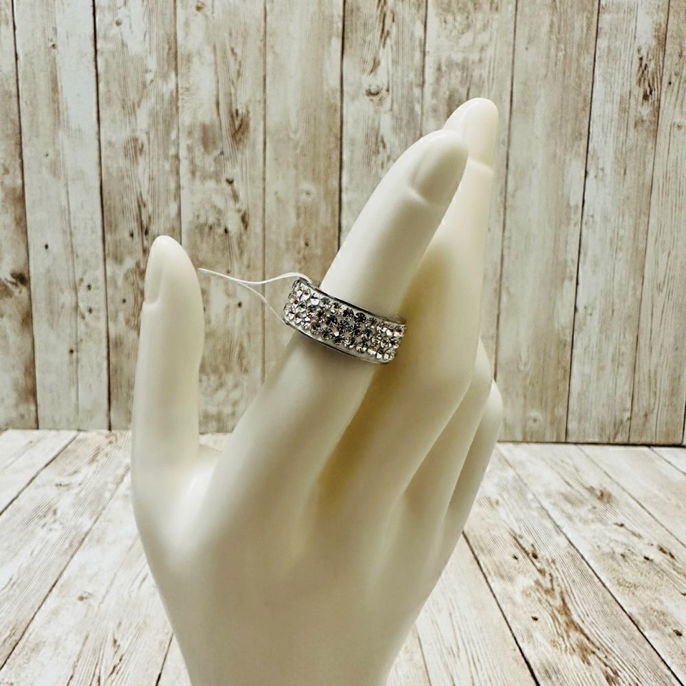 Eternity Ring Cubic Zirconia Engagement Rings Stackable Promise Statemen
Size 6